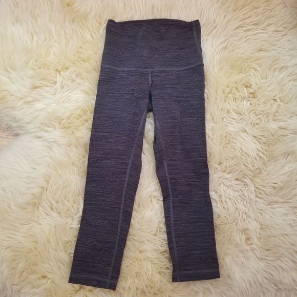 Lululemon🍋 Wunder Under Crop (Hi-Rise) *Full-On Luxtreme 21 - Picture 10 of 10